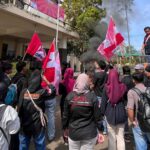 Demo Disperinaker Bangkalan, GMNI Soroti Upah Pekerja Hingga Proyek IKM