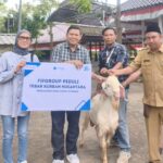 FIFGROUP Bangkalan Salurkan Hewan Kurban, Wujud Kepedulian untuk Masyarakat